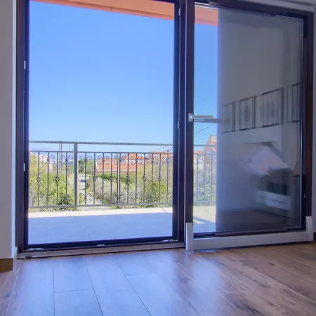 Olive Grove Retreat *