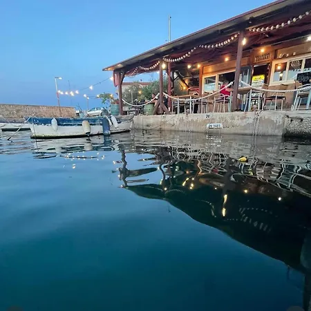 Olive Grove Retreat Kali